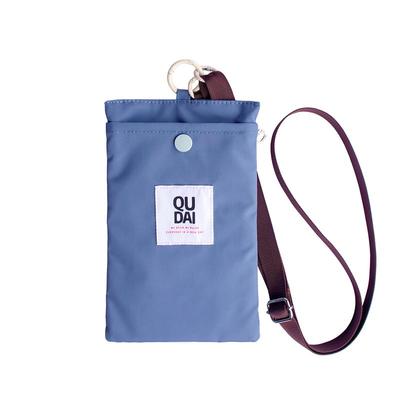 手机包女斜挎防水简约挂脖护照包