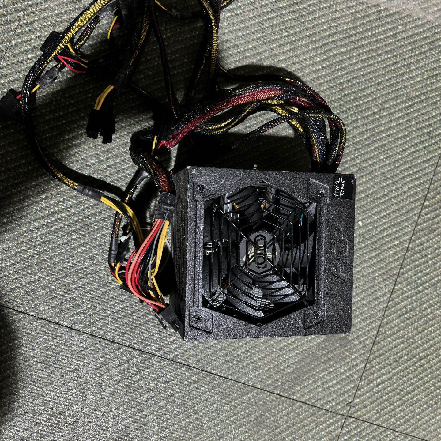 议价拆机电源，FSP 全汉 FSP550-50YLN 蓝暴经典版