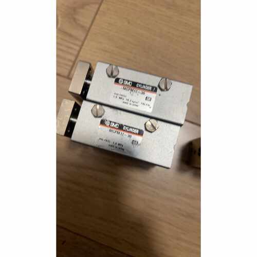 下单前咨询SMC原装气缸 MGPM12-10 MGPM12-20 MG