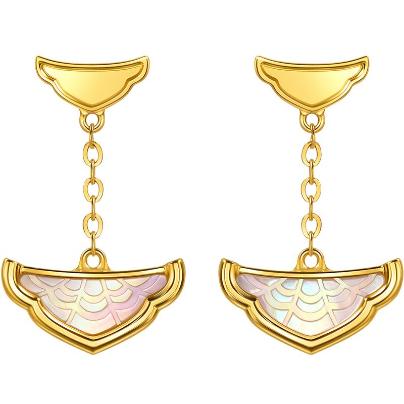 周生生黄金MINTYGREEN微糖系列贝母云纹滴水瓦耳钉95733E