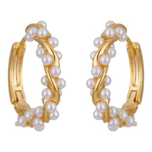 圆圈高级感仿珍珠缠绕耳环小众新款独特耳钉女网红爆款小米珠麻花