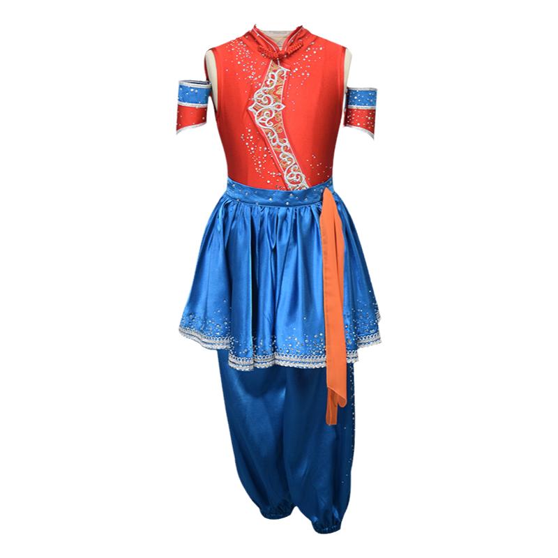 小舞蹈家纳可罕红色演出服