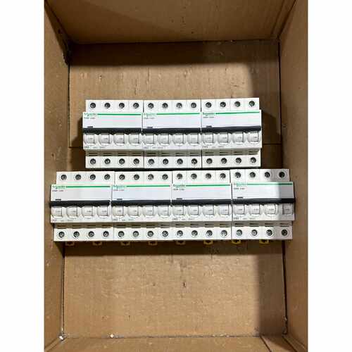 〔议价-可维修〕施耐德iC65N 4PD63小型断路器 如 全新均有货