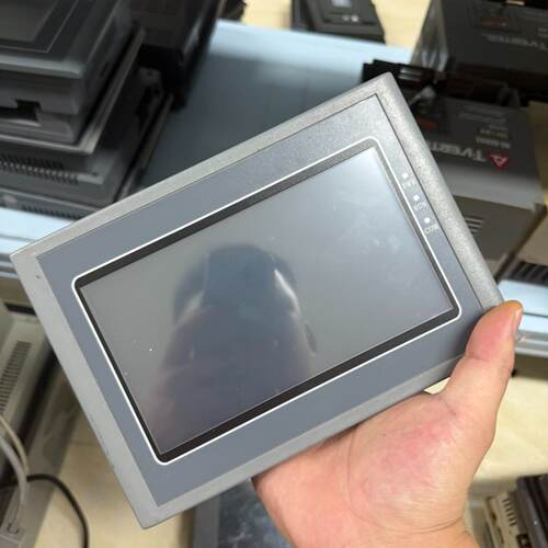 溢价-触摸屏型号P950，7寸显示屏，输入电压DC24V