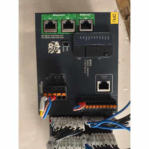 议价施耐德ModiconTM262L10MESE8TPLC模维修
