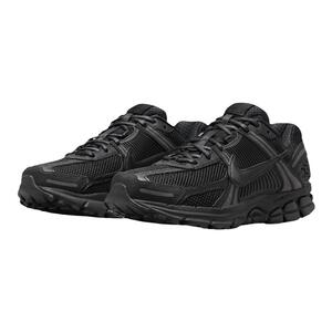 甜瓜体育Nike Air Zoom Vomero 5耐磨透气低帮跑步鞋黑BV1358-003