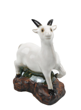 陶瓷吉祥物公仔工艺品家居羊摆件