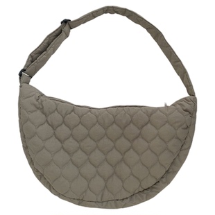 包包大容量韩版单肩斜挎饺子包尼龙月亮包复古时尚牛角包女学生包