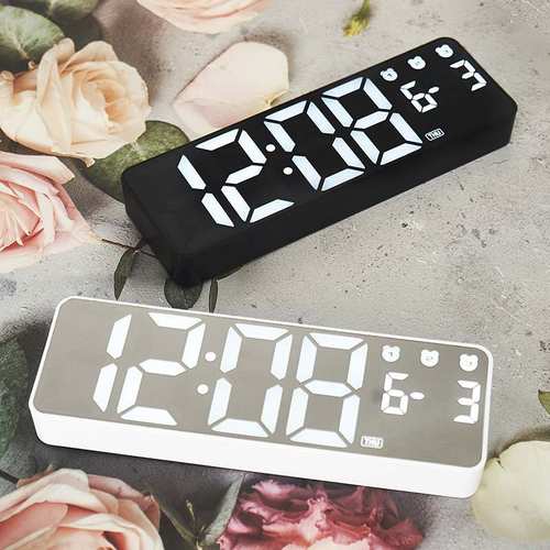 新款LED数字时钟大屏幕客厅挂钟夜光多组闹钟简约钟0713