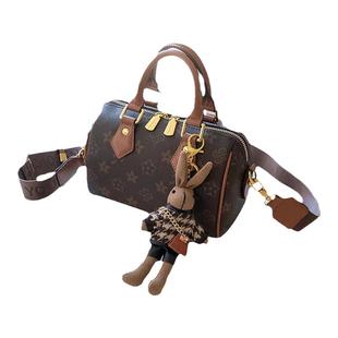 优草坊女包新款时尚百搭波士顿包欧美网红爆款枕头包单肩斜挎包潮