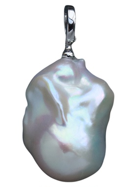 伴彩光天然巴洛克珍珠项坠