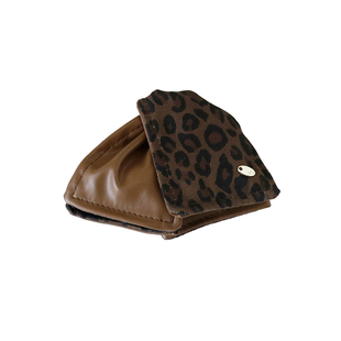 美拉德超好搭~皮质豹纹三角抓夹女显白通勤发卡鲨鱼夹后脑勺发夹