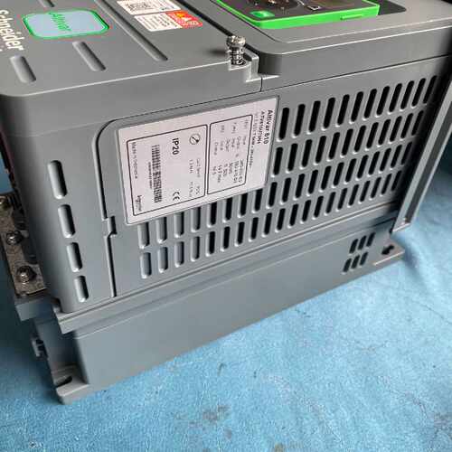 议价施耐德ATV610U75N4变频器，7.5KW，原装正品，成