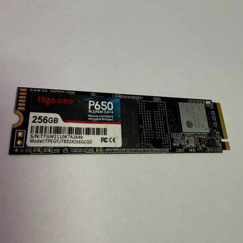 出一个金泰克P650 256G M.2 NVMe固态硬盘，P