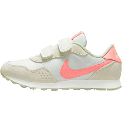 耐克大童轻盈缓震运动鞋