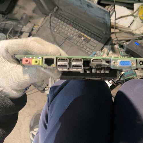 议价1037U一体机主板，规格17x17，集CPU和风扇为一体
