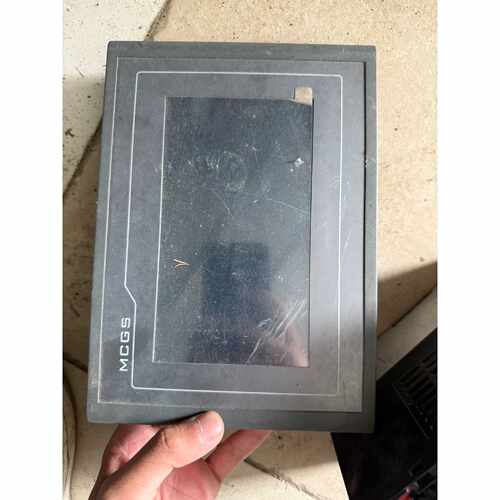 询价-昆仑TPC7062TX(KX)  成色如图   通电触摸正常