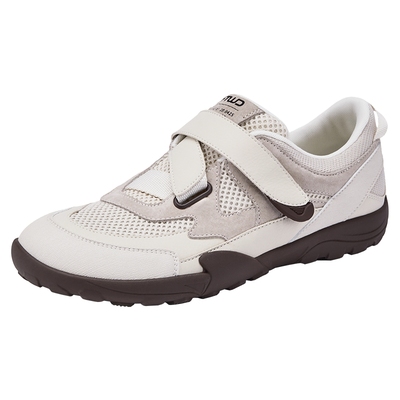 2026年春季新款女士时尚休闲鞋