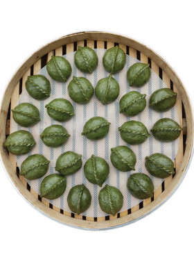 浙江衢州清明果手工艾草团子