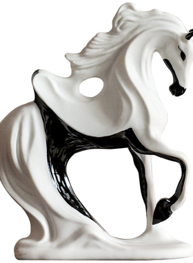 白瓷马摆件羊脂玉马到成功现代家居摆件创意汝道陶瓷丙午马年礼品
