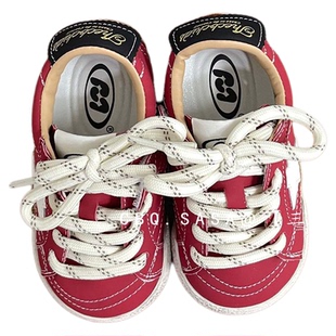 2025秋季新款儿童星星板鞋复古脏脏魔术贴设计宽楦头男女童鞋