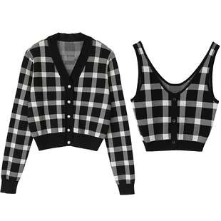 CV大码女装 春复古v领撞色格纹短款背心冰丝针织开衫黑色两件套女