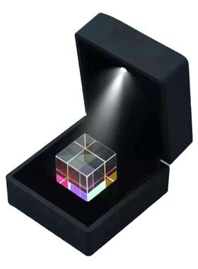 光之棱镜纸镇黑科技宇宙魔方摆件