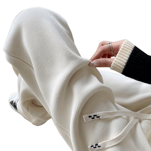 白色窄版阔腿裤女春秋季雪尼尔薄款冬加绒休闲裤子垂感宽松直筒裤