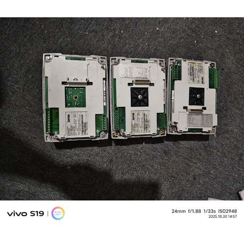 询价-伦茨变频器8200系列E82MV3712B151功能可维修