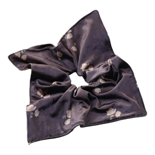 冬季千金感穿搭国风碎花丝绒方巾发圈女高级感低马尾新款大肠圈