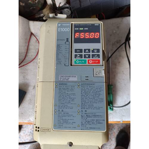 询价安川变频器E1000  CⅠMR-EB4A0011FAA