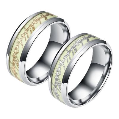 时尚新品不锈钢夜光戒指荧光指环王钛钢魔戒个性男女发光指环饰品