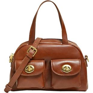 百思图2025冬季新款时尚复古保龄球波士顿包通勤女手提包JA135DX5