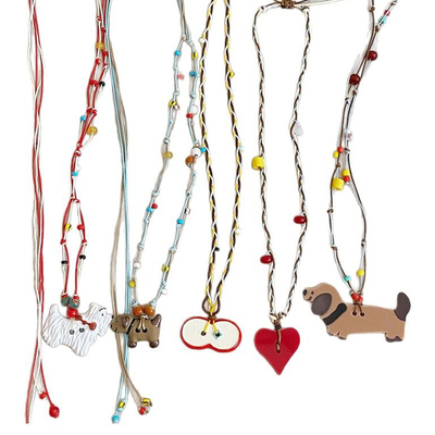 出游穿搭~多巴胺卡通长款项链