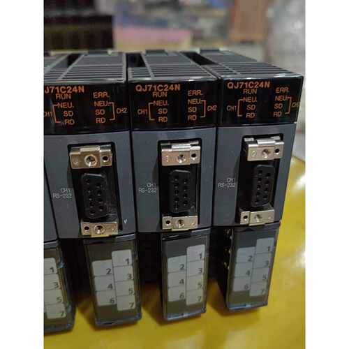 三菱QJ71C24N通讯模块，原装拆机，成色几乎全新，外观很