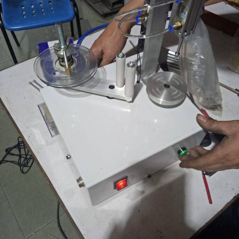 厂家直销自动包胶布机半自动包胶布机高低频变压器线圈包电子,五金/工具,缠绕机/裹包机,淘宝优惠券,粉丝福利购,淘宝优惠卷