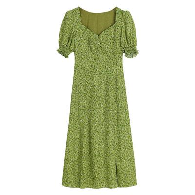 温柔风泡泡袖连衣裙高级法式方领