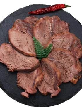 五香酱鹿肉开袋即食肉类熟食下酒菜新鲜原切鹿腱子真空包装卤味