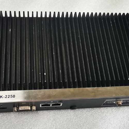 询议价研华ARK-2250 工控机，i3-6100U CPU，4G
