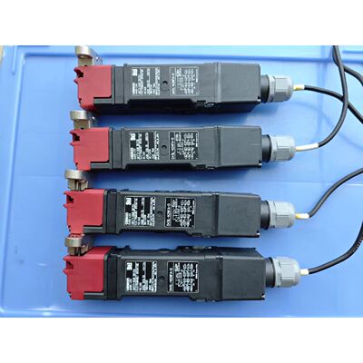 询价安全门开关D4SL-N2HFA-D 带锁头