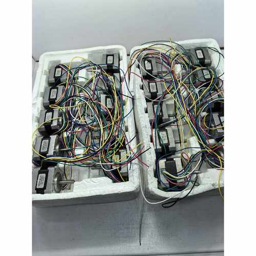 询价下单SST42D1100信浓步进电机 全新信浓42电机 信浓马达