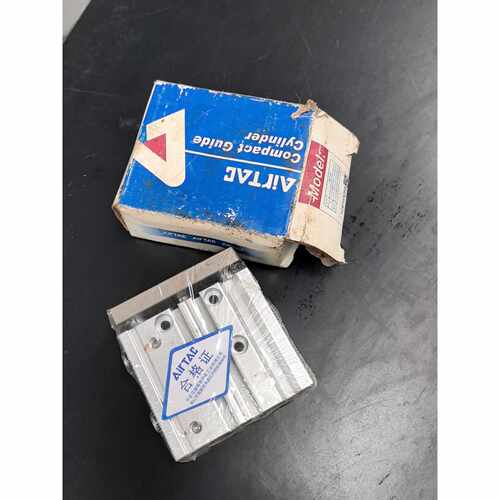 〔议价-可维修〕全新亚德客TCM16x25S三轴气缸 三杆气缸 缸径16mm