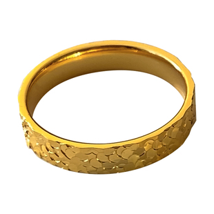 金色碎碎冰冰戒指女士闭口锤纹古法仿真金戒圈窄面素圈指环食指戒