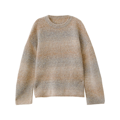 圆领弯袖宽松套头针织衫