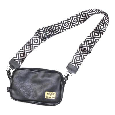 宽肩带日系皮质拉链旅行休闲男包