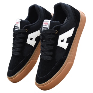 德训鞋男款春季透气防臭休闲鞋子男鞋2026新款牛筋底防滑耐磨板鞋