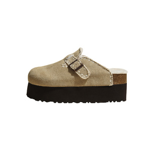 棕色复古勃肯鞋女2025秋冬新款厚底高跟包头拖鞋毛绒加绒休闲鞋子