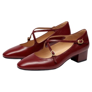 知禾蹀愫25秋冬新款红色交叉带增高玛丽珍配裙子单鞋女TA65870-50