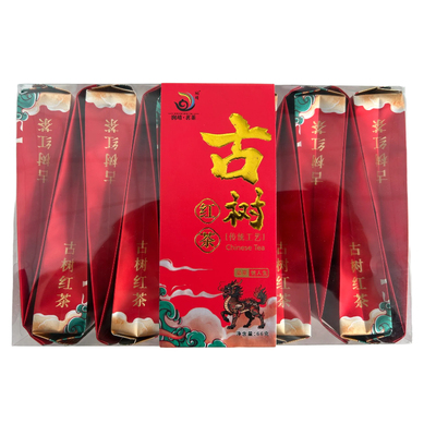 云南滇红茶传统工艺大师制作蜜香