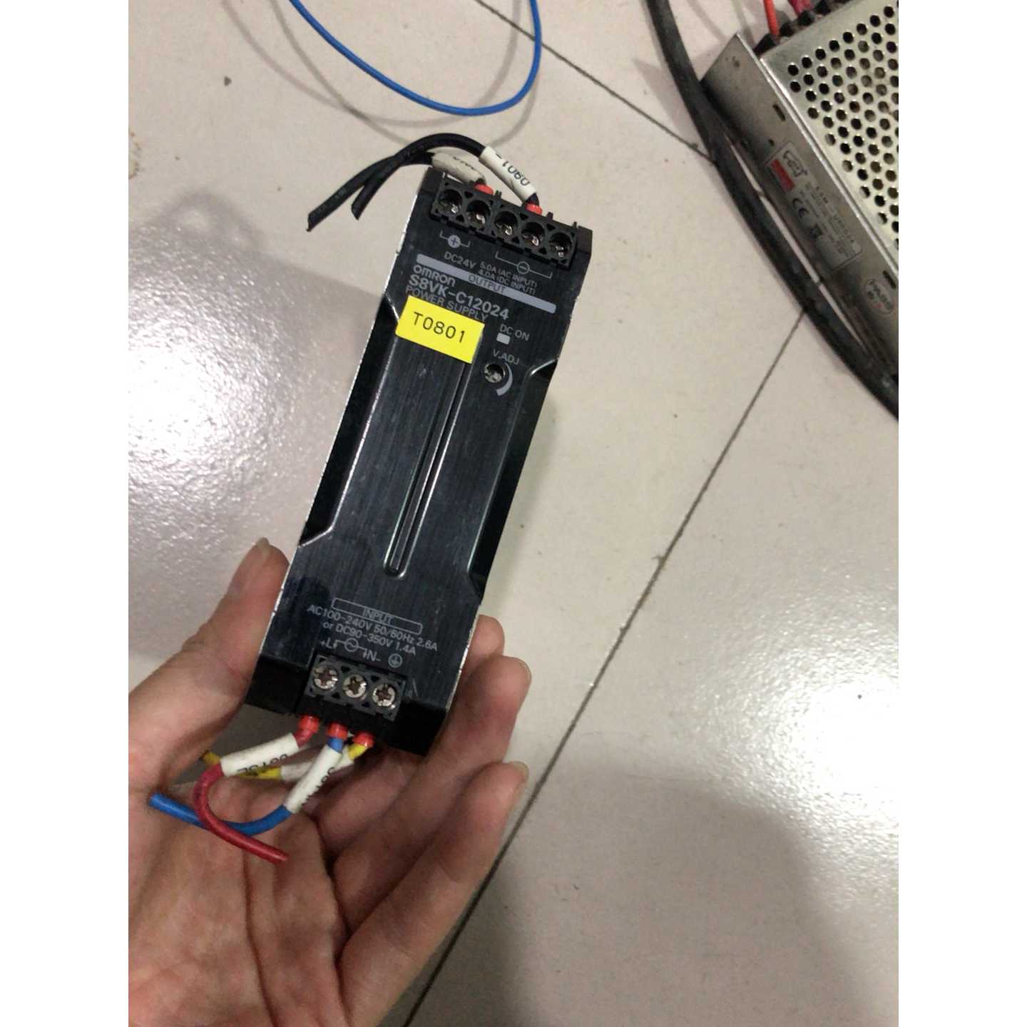 电源S8VKC12024实物图片功能正常价格